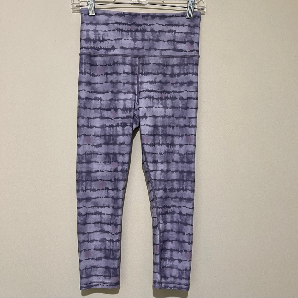 Athleta Lavender Striped Leggings